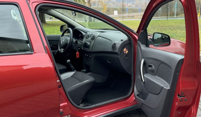 navi/po dużym serwisie/bezwypadek /elektryka /super stan /gwarancja full