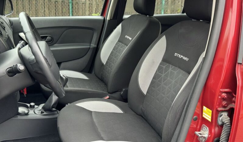 navi/po dużym serwisie/bezwypadek /elektryka /super stan /gwarancja full