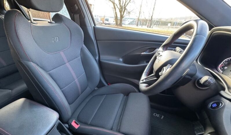Hyundai i30 1.5 T-GDI 48V Premium DCT full