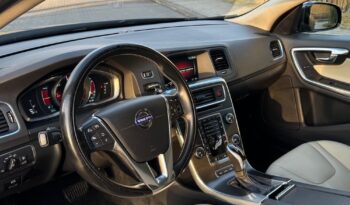 Volvo V60 D6 Plug-In-Hybrid AWD Geartronic Summum full