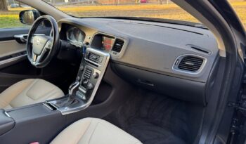 Volvo V60 D6 Plug-In-Hybrid AWD Geartronic Summum full